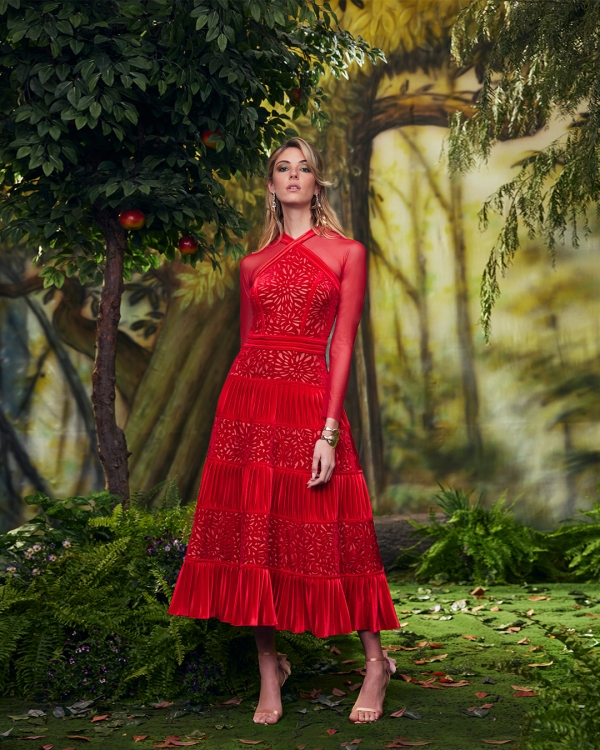 LOOKBOOK｜COLLECTION｜TADASHI SHOJI（タダシ ショージ） 公式サイト 