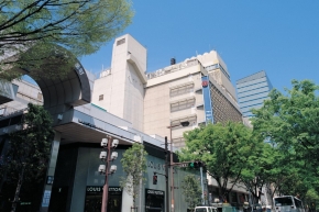 藤崎本館 3階 婦人フォーマルサロン