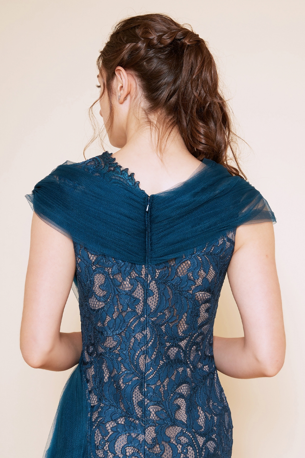 ペイズリーレース チュールドレープ ロングドレス｜TADASHI SHOJI