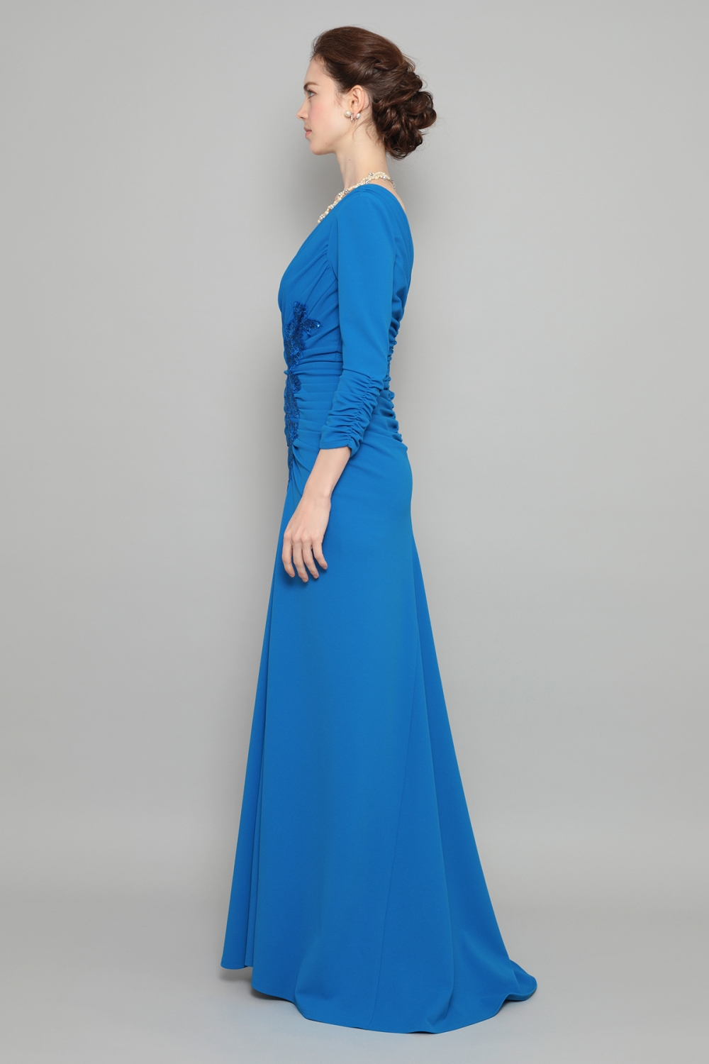 国内発送 TADASHI タダシショージ伸縮Vネックロングドレスブルー ブルー Vネック七分袖ロングドレス｜TADASHI SHOJI（タダシ