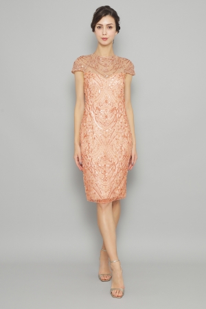ピンク キャップスリーブ スパンコール刺繍 ミディアムドレス