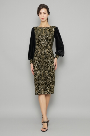 【リクエスト受付のみ】ブラック　ロングスリーブ　スパンコール刺繍　ベルベットミディアムドレス