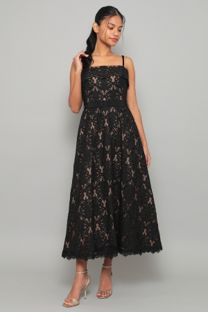 【リクエスト受付のみ】ブラック　ベアトップ　刺繍入りチュール　ミモレ丈ドレス