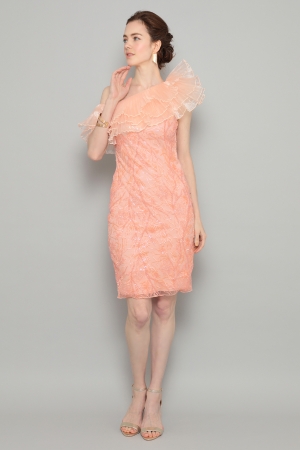 ピンク　オーガンジープリーツフリル　タイトミディアムドレス