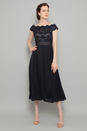 【リクエスト受付のみ】ネイビー　オフショルダー　プリーツスカートミモレ丈ドレス