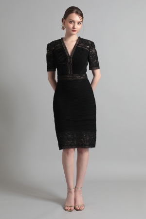 【リクエスト受付のみ】ブラック 半袖Vネック ミディアムドレス