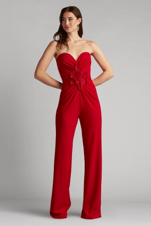 レッド フラワーディテール ジャンプスーツ