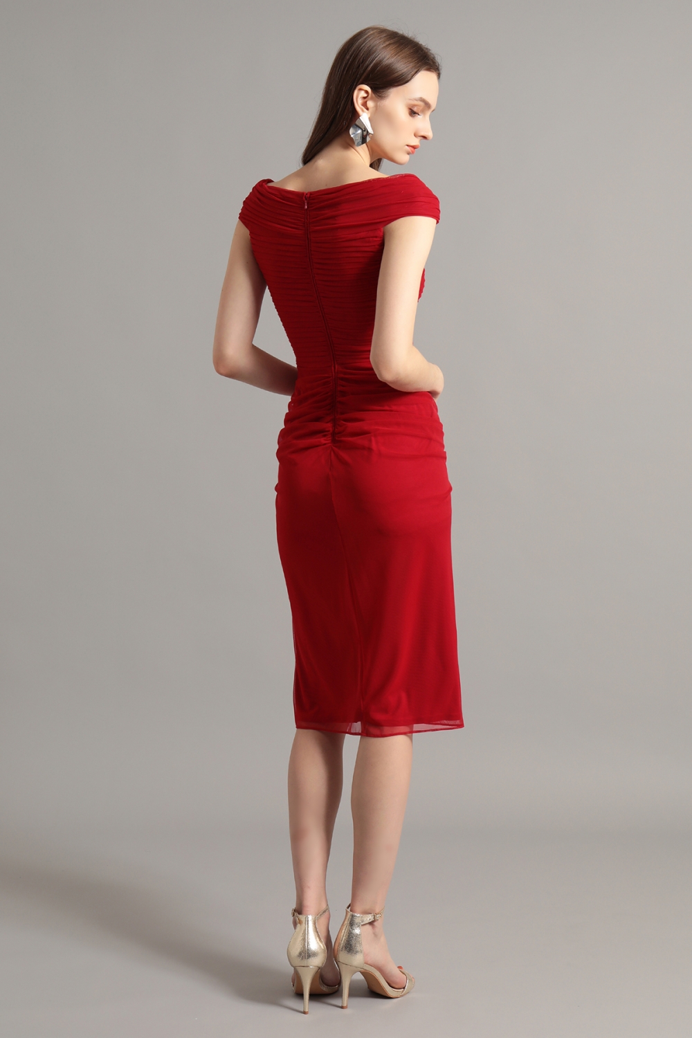 レッド　メッシュオフショルダー　タイトドレス